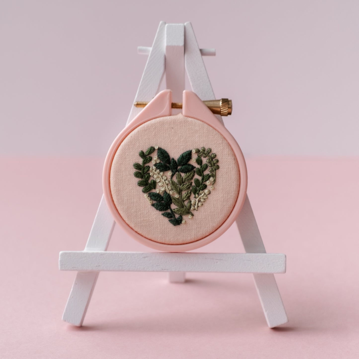 Leafy Heart Tiny Embroidery Kit
