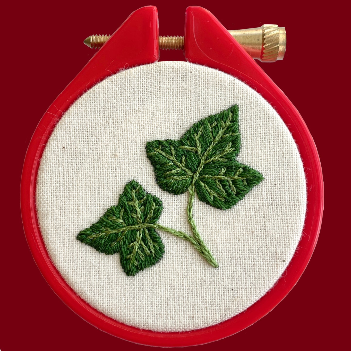 Christmas Ivy Bauble Tiny Embroidery Kit